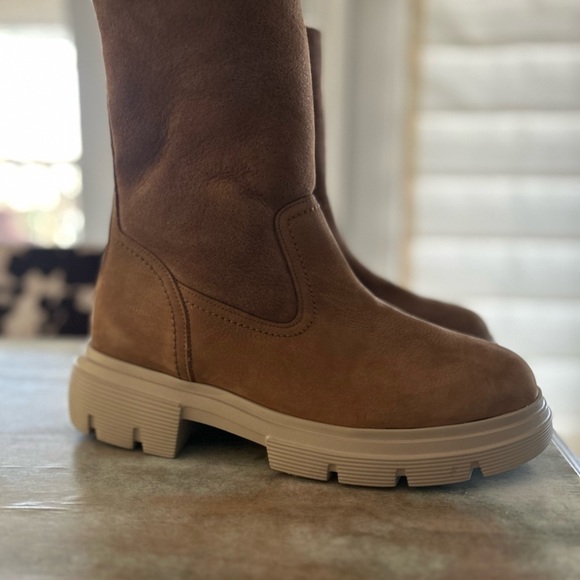 NWOT Paul Green Palmer boots, tan, women's size 10. - Picture 3 of 12